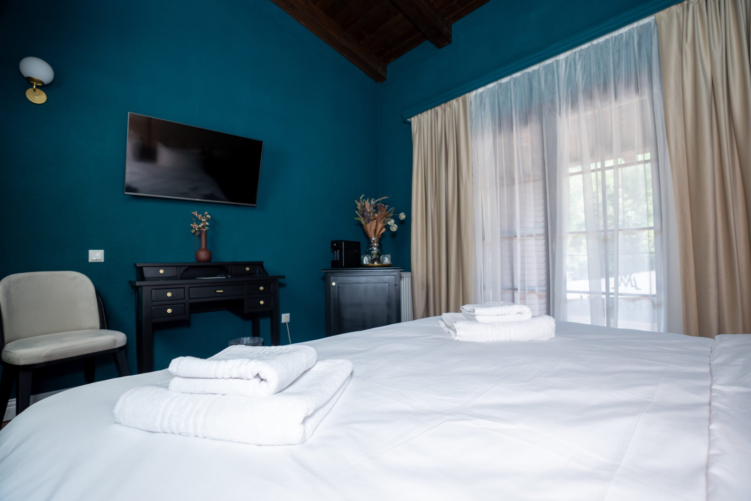 Double/Twin room with pool view at Marabou Resort, image 2